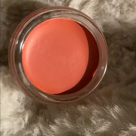 Makeup - Picture 3 of 3